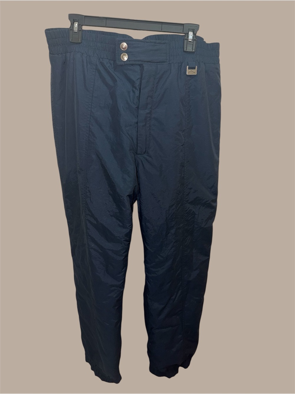 Snowmass Skiwear in a men's size XL
